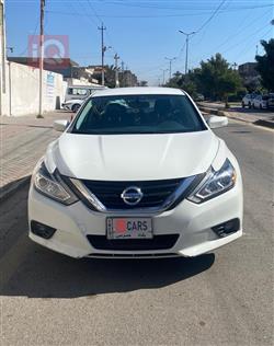 نيسان ألتيما